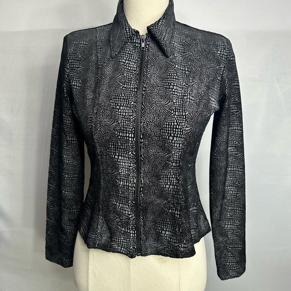 Hugo Buscati size 4 Elegant Black Women's Jacket pre owned Exellent condition - Picture 1 of 11